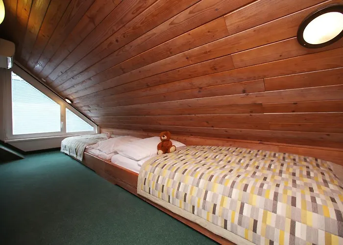 And Bernik Πανσιόν 3*