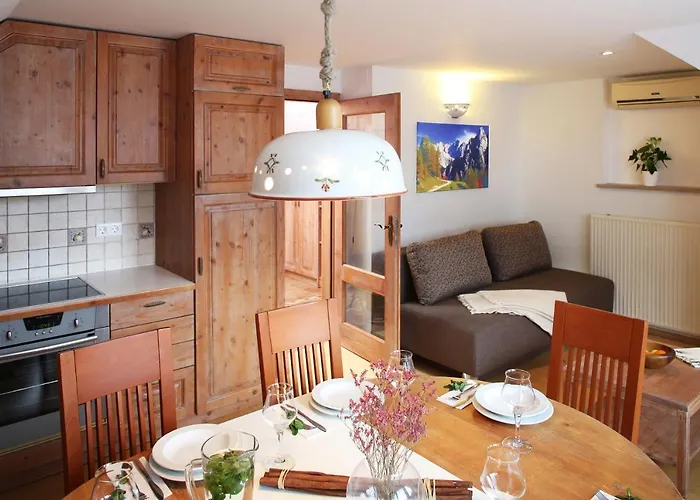 Πανσιόν And Bernik